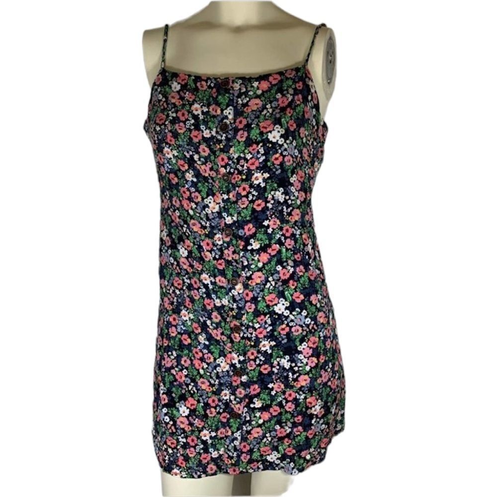 ✨ DRESS FORUM Button Down Flower Dress✨ - Picture 2 of 8